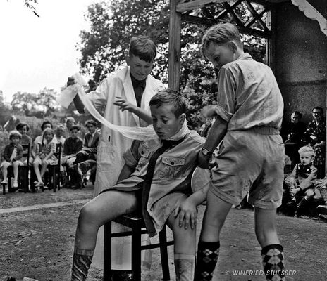 1955 St.Georg-Pfadfinder in Bröleck-Bergisches Land -"Lagerzirkus" (1)