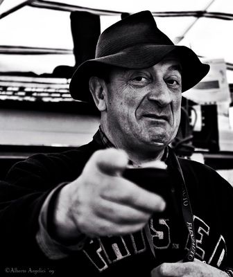 ALLA PIAZZOLA, UN VECCHIO AMICO / MEETING AN OLD FRIEND AT THE PIAZZOLA FLEA MARKET