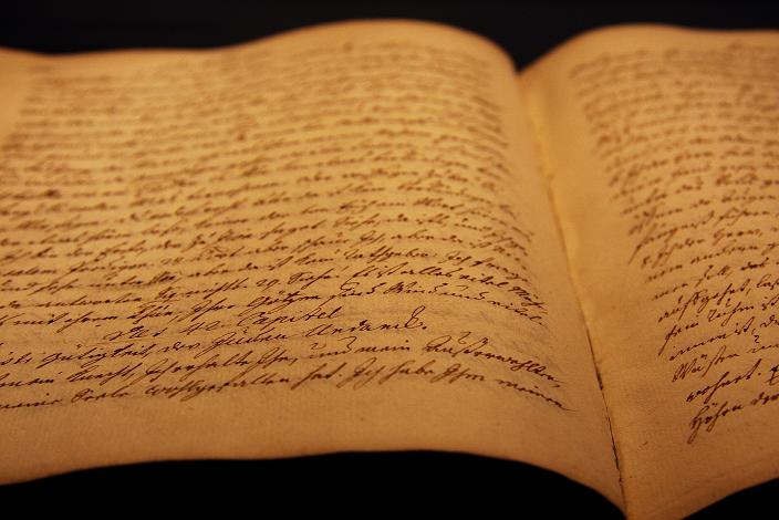 Alte Schriften Foto & Bild stillleben, bücher, motive so und so