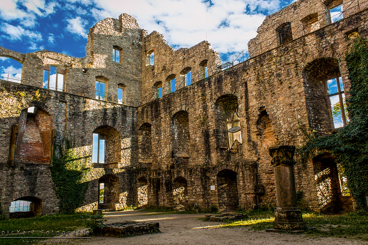 altes Schloss Baden Baden Foto & Bild architektur, lost places