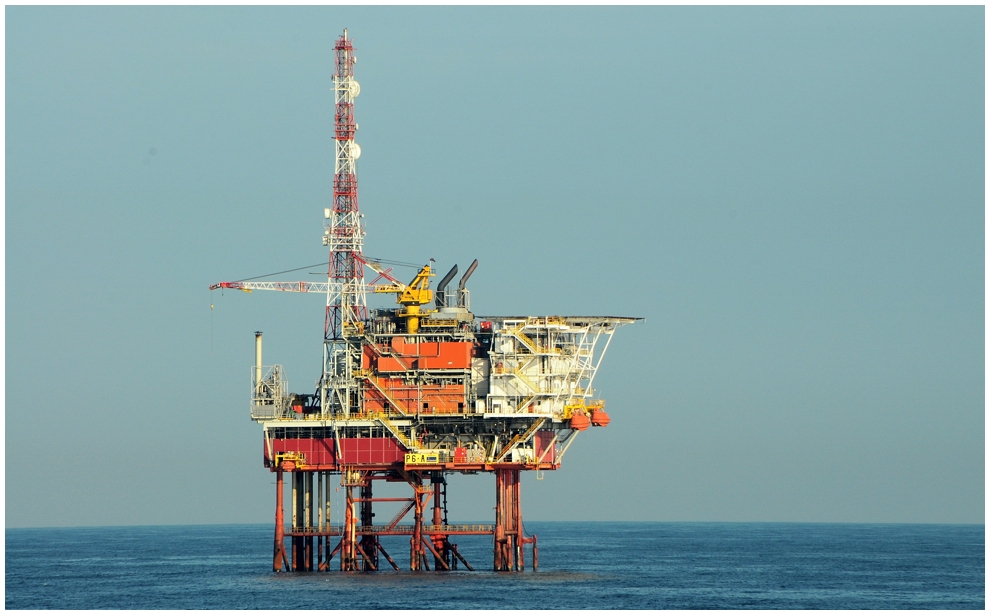 Bohrinsel in der Nordsee Foto & Bild | industrie und technik