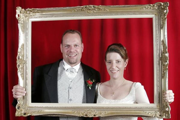 Brautpaar, Hochzeit, Brautkleid, Hochzeitsfoto, Braut, Bräutigam, Hochzeitsfeier, Eheringe