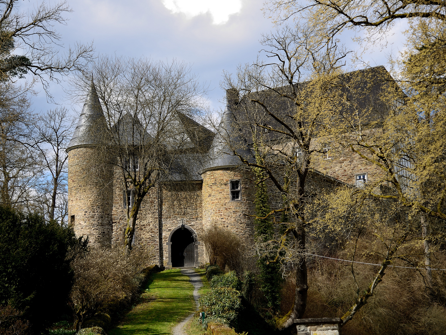 Burg Herrnstein im Bröltal Foto & Bild architektur, schlösser