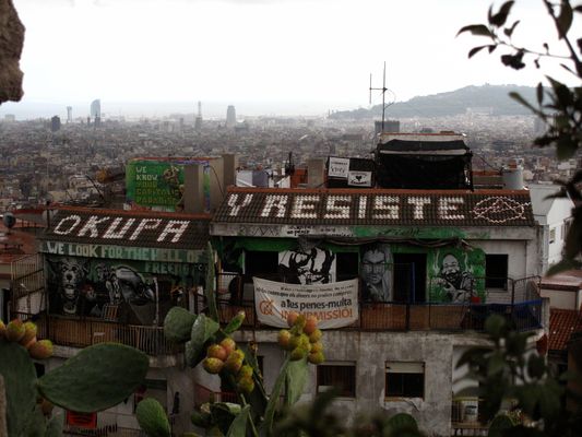 Claire JEANNET Okupa y resiste, Barcelone, Espagne
