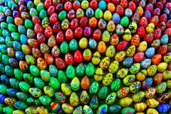 Eggs and colors - 2 -