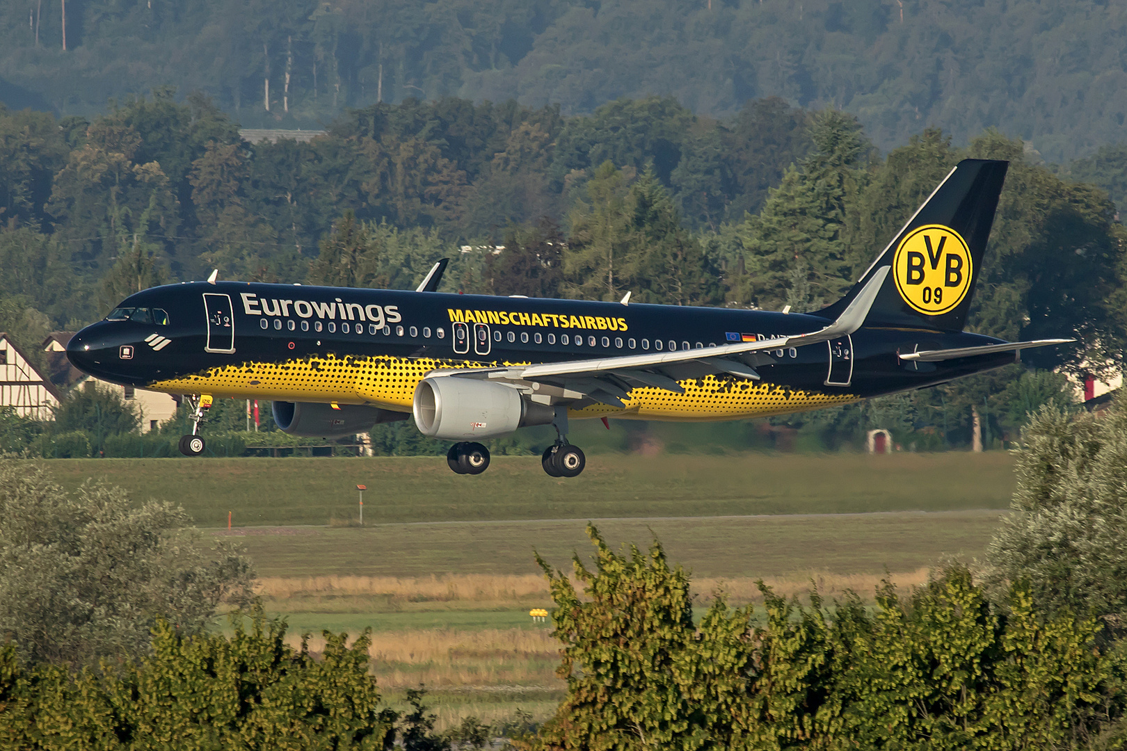 Bvb Flugzeug Eurowings Bvb Flugzeug Eurowings