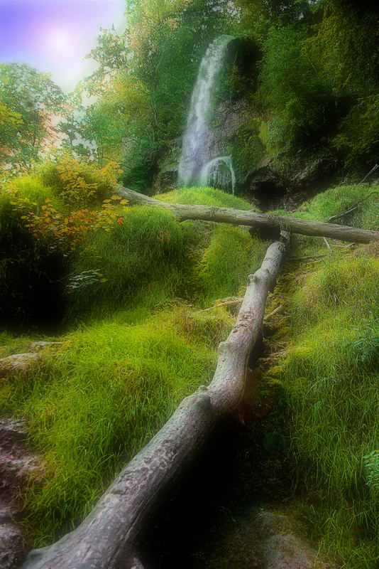 http://img.fotocommunity.com/fabelwelt-am-uracher-wasserfall-ef50c1e2-2d32-4906-af3b-bb27e8479ed1.jpg?height=1080