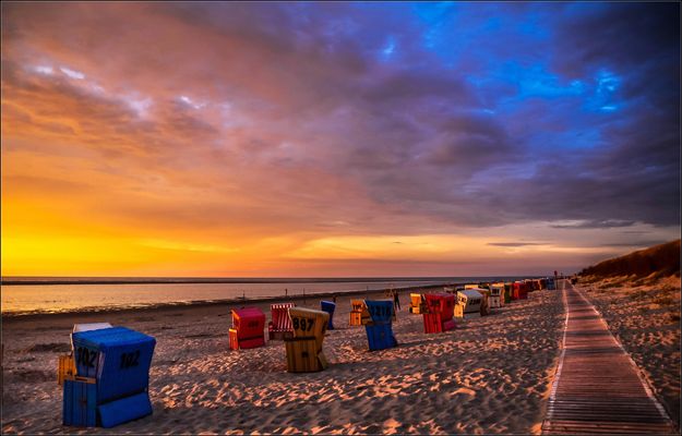 Strandkorb Sonnenuntergang sdatec.com