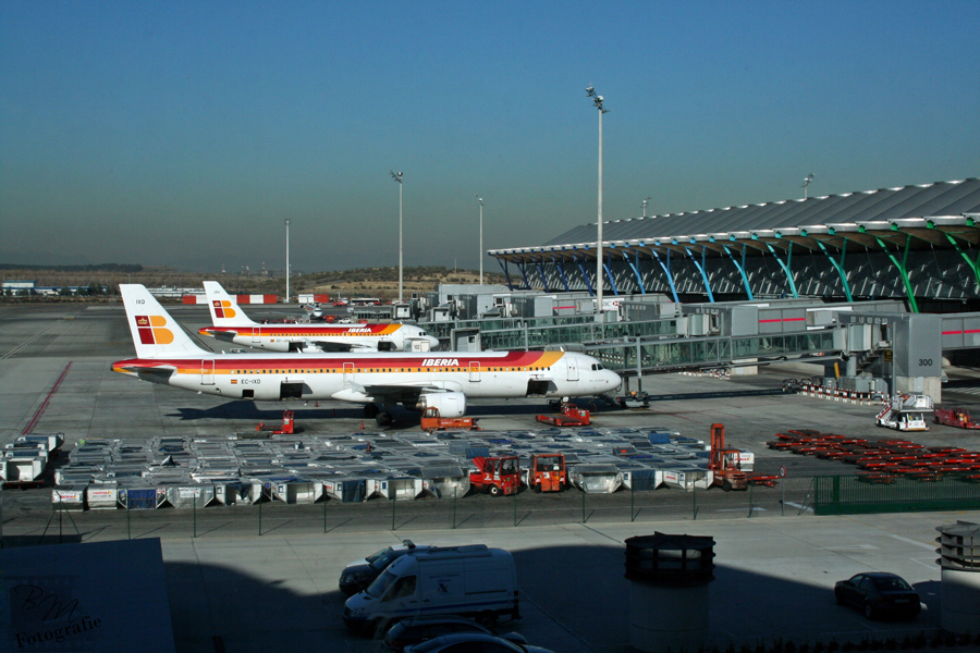 Flughafen Madrid Foto & Bild europe, on the road, jakobsweg camino Bilder auf