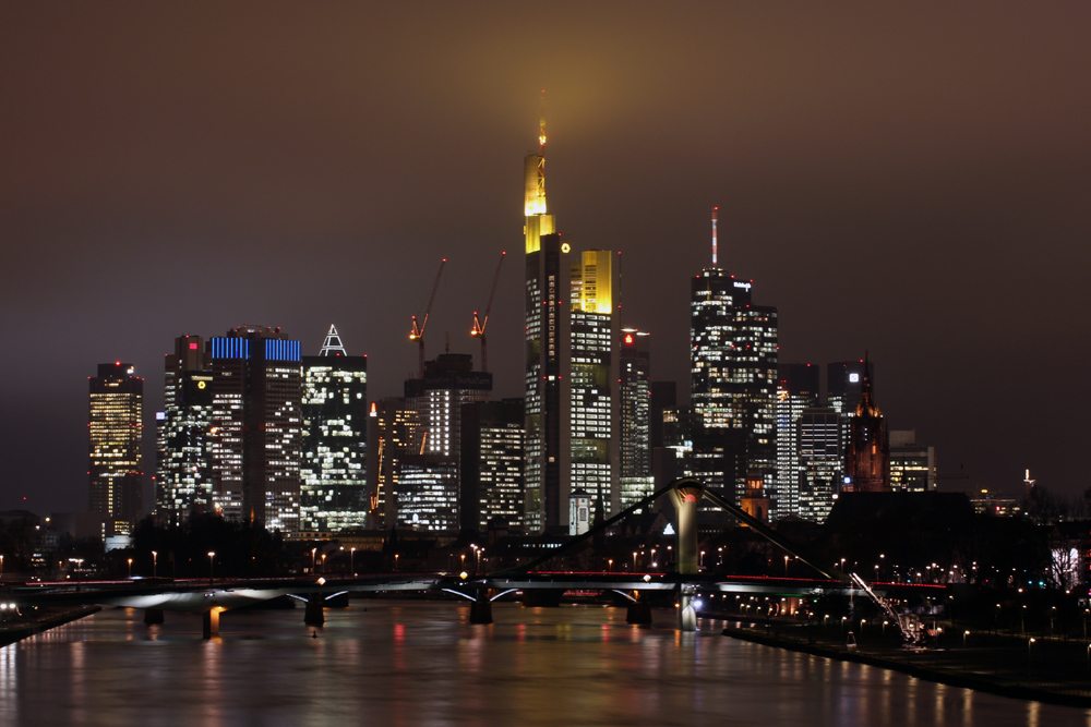 Frankfurt bei Nacht Foto & Bild architektur, stadtlandschaft