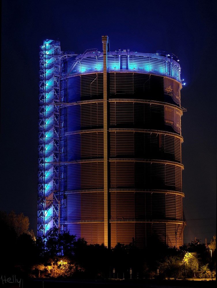 Gasometer Oberhausen Night Foto & Bild industrie und technik