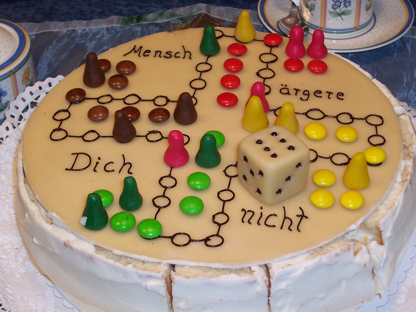 Geburtstagstorte..... Foto &amp; Bild | stillleben, essen &amp; trinken, gebäck ...