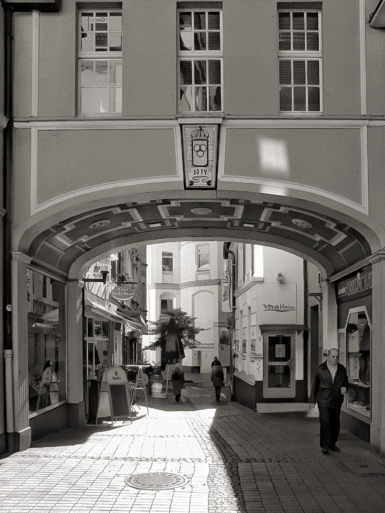 geschäftsstraße in essen steele foto& bild deutschland Küchenstudio Essen Steele ~ geschäftsstraße in essen steele foto& bild deutschland
