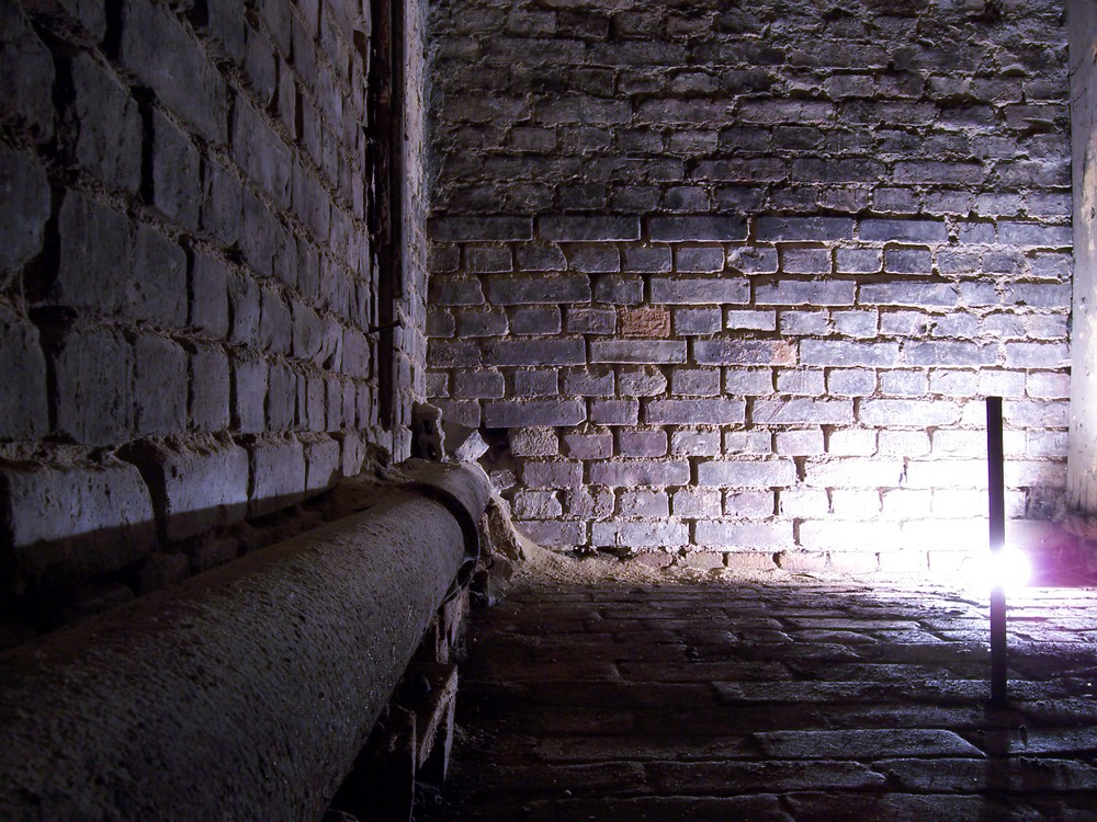 Kellerraum Foto & Bild | architektur, lost places, motive Bilder auf