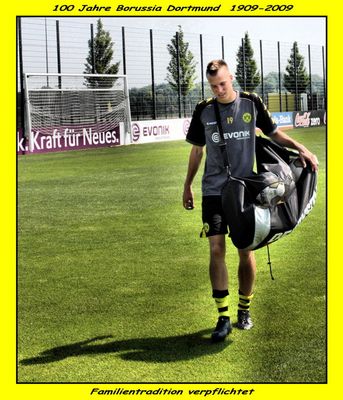 Kevin Großkreutz-KraftFürNeues-Force for new-Vigueur pour la Nouvelle-Vigore per i nuovi