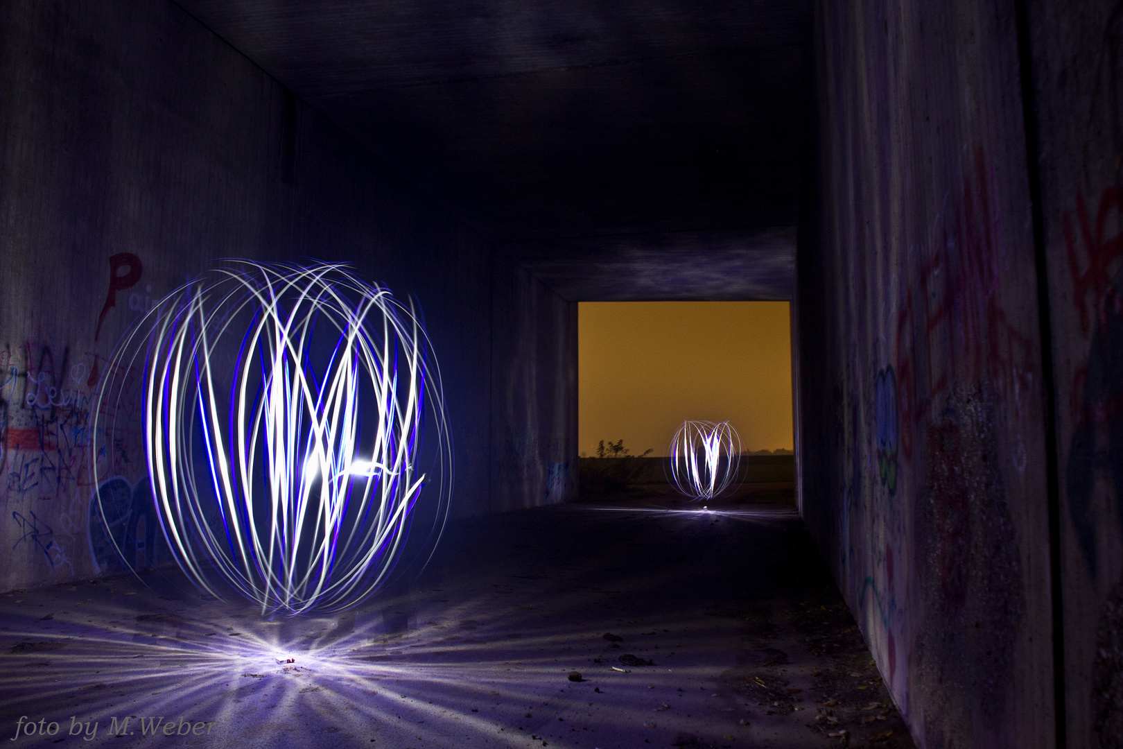 Künstliches Licht Foto & Bild  streetart, kunstfotografie & kultur