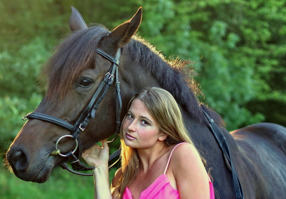 Mädchen mit seinem Pferd Foto & Bild mädchen mit tieren, natur Bilder auf
