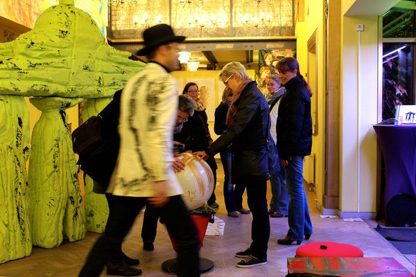 Mané Wunderlich Ausstellung 25 Jahre Mauerfall monumentalWunderlich in den Heckmann Höfen