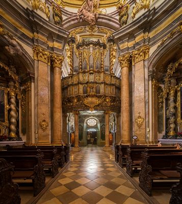 Mein"Blick zur Brandenstein-Orgel"in der Asamkirche St. Georg ( Weltenburg )