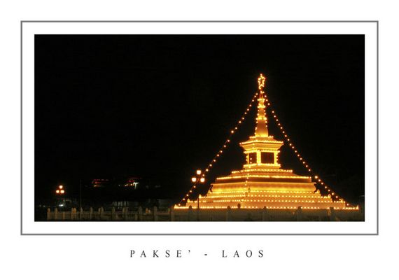 Mostra online di Grazia Bertano: "Non solo Khmer" - 9. Festa nazionale a Paksè nel sud del Laos