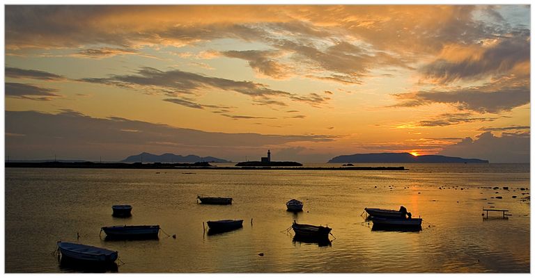 Mostra online di Lucia Giostra "Tramonti siciliani" - 7. Tramonto dietro le Egadi
