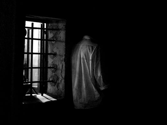 Mostra online di Michelangelo Mallia: "Scatti su Marzamemi" - 10. L'uomo che non c'è