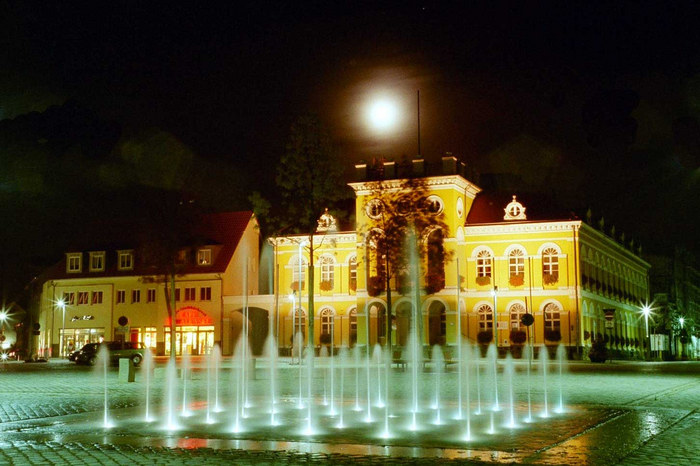 Neustrelitzer Markt bei Nacht Foto & Bild deutschland, europe