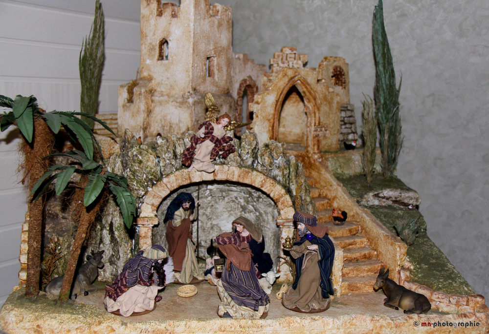 Orientalische Weihnachtskrippe Foto & Bild gratulation und feiertage