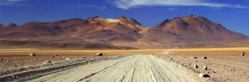 Plateau south of Salar de Uyuni, Bolivia - Hochebene südlich des Salar de Uyuni, Bolivien