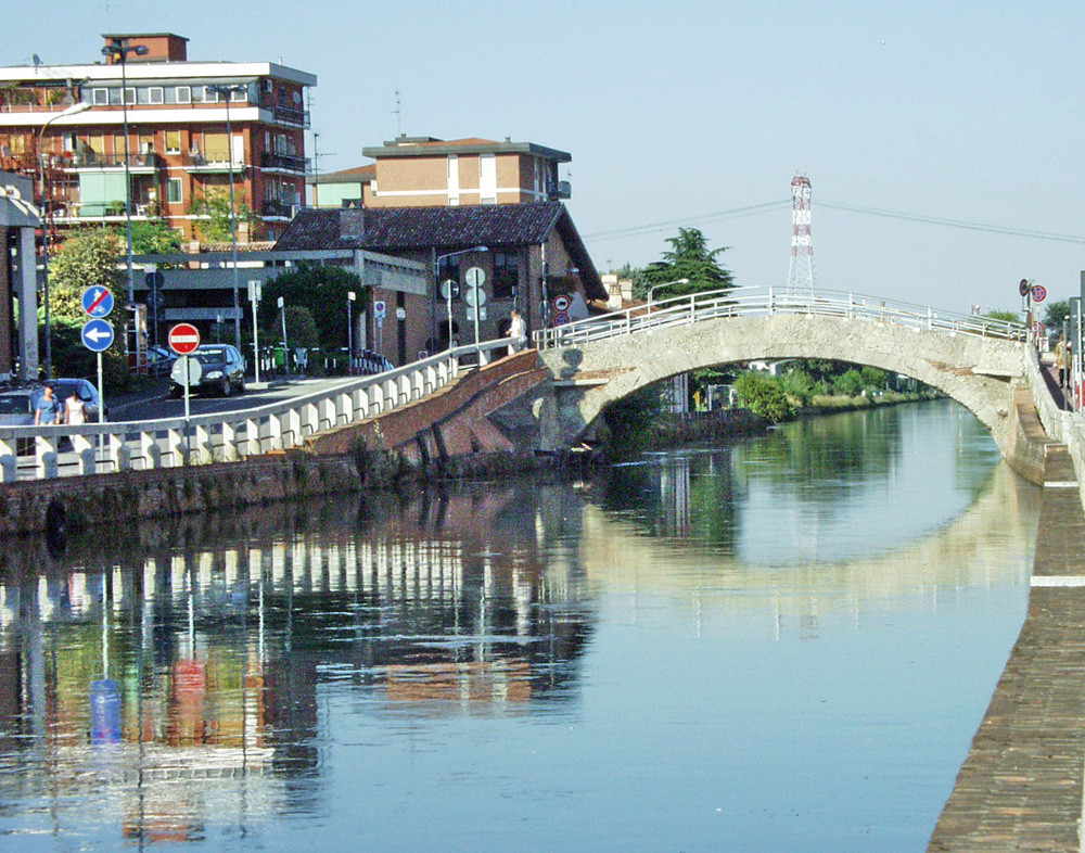Ponte di Trezzano sul Naviglio. Foto Immagini architetture, architetture storiche, soggetti Ponte di Trezzano sul Naviglio. Foto Immagini architetture, architetture storiche, soggetti