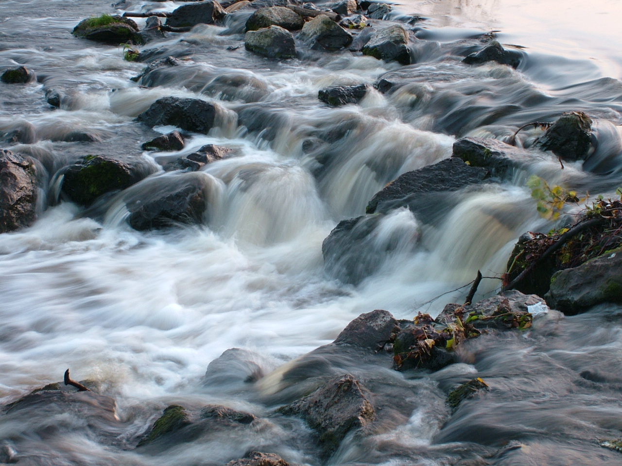 reißender fluß Foto & Bild anfängerecke nachgefragt, nachgefragt