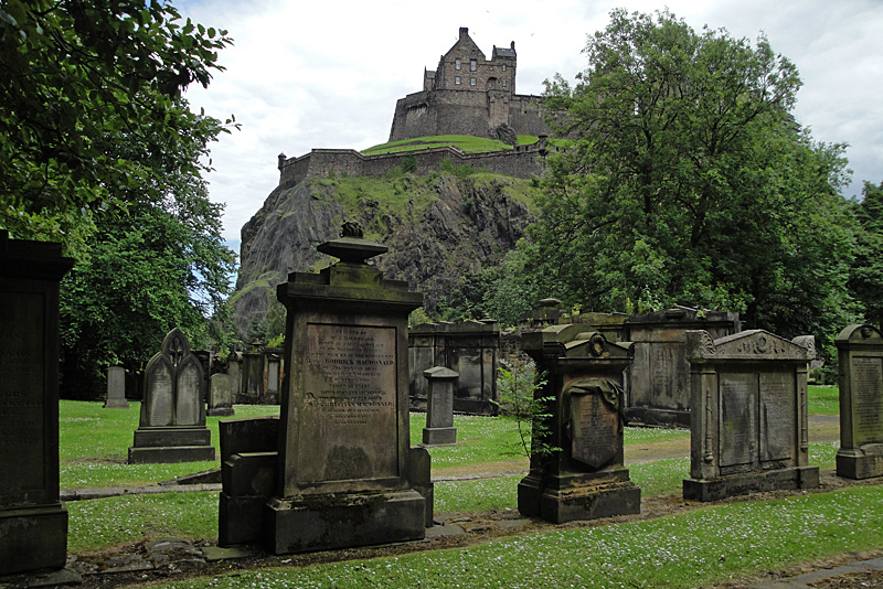 St. Cuthbert Friedhof & Edinburgh Castle Foto & Bild europe, united