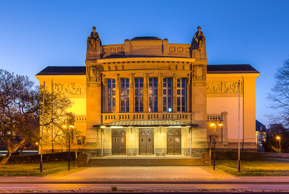 Gießen Stadttheater Parken Was Kostet Eine Stunde