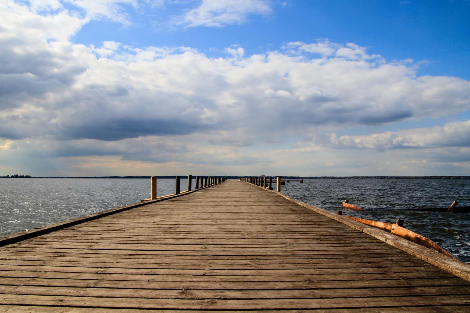 Steg in die Ferne Foto & Bild landschaft, bach, fluss & see, see