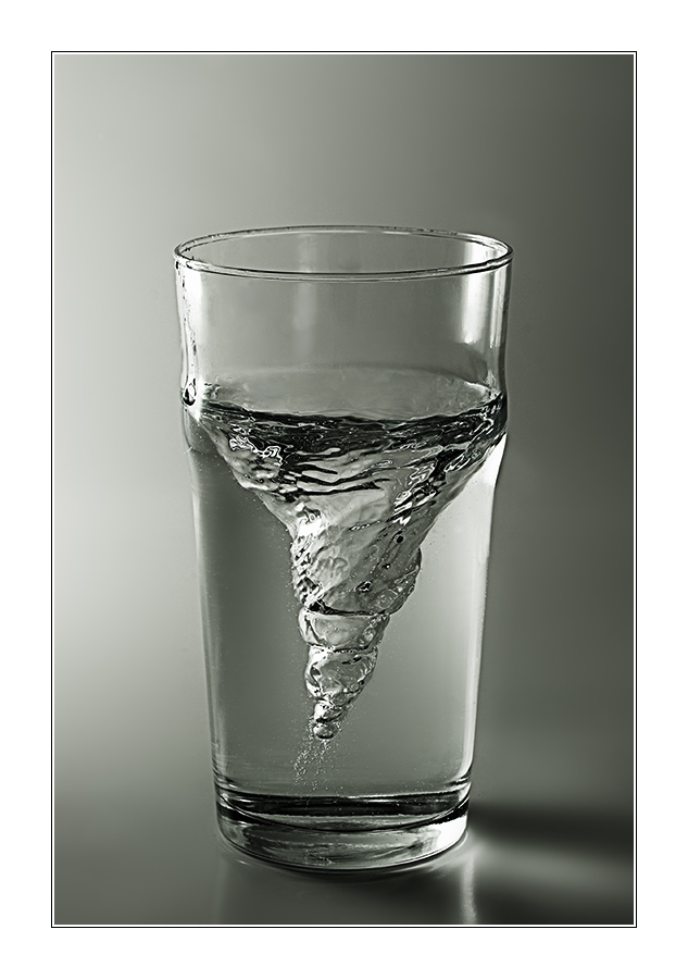 Storm In Glas Water Sturm im Wasserglas Foto & Bild | experimente, wasser, spezial Bilder