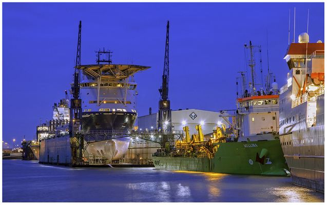 Teil -14- :Maritime Arbeitswelten in Bremerhaven am 26.10.2014 " Alles belegt & viel Arbeit ...."