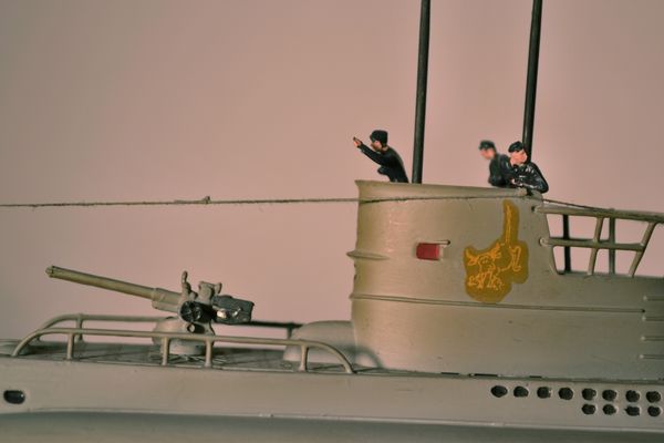 U-Boot Typ VII B : "U 47 rollt in schwerer See vor der Ostküste Schottlands !" - IV
