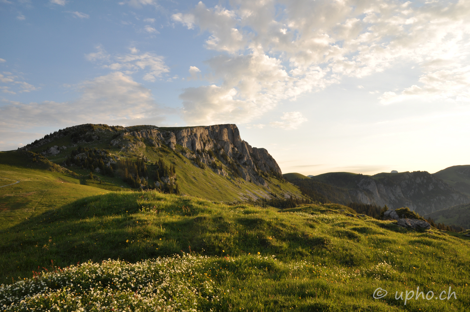 00149-2: Blick zum Niderhorn, Obergestelen