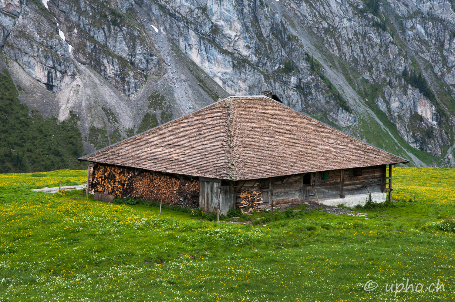 00281-2: Fromatt, Alphütte
