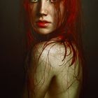 003_RedLady