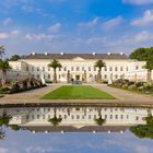 0099SB Schloss Herrenhäuser Gärten mit Spiegelung im Brunnen