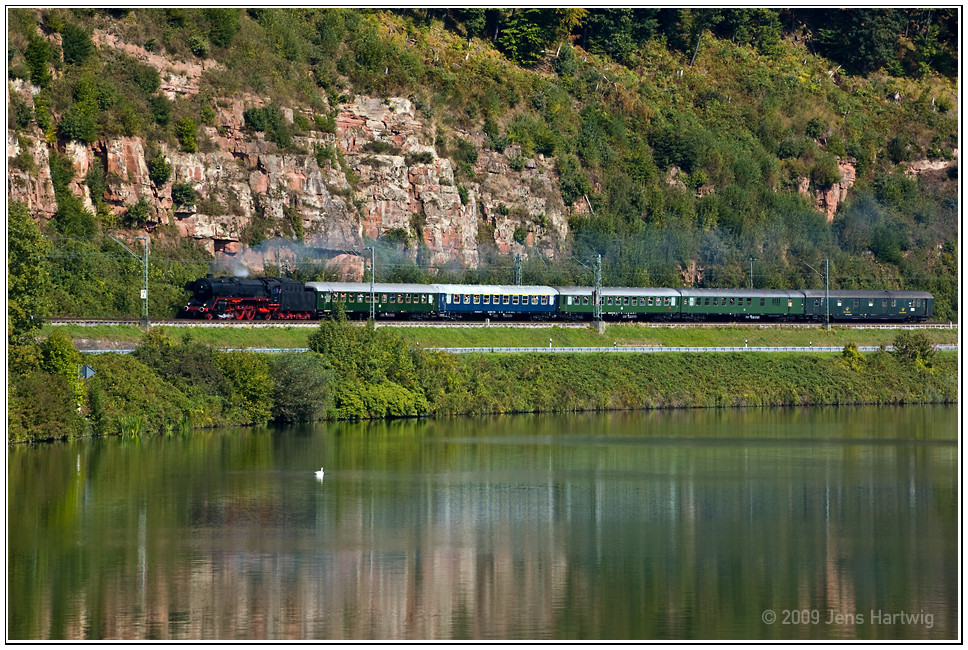 01 045 an der Neckarschleife