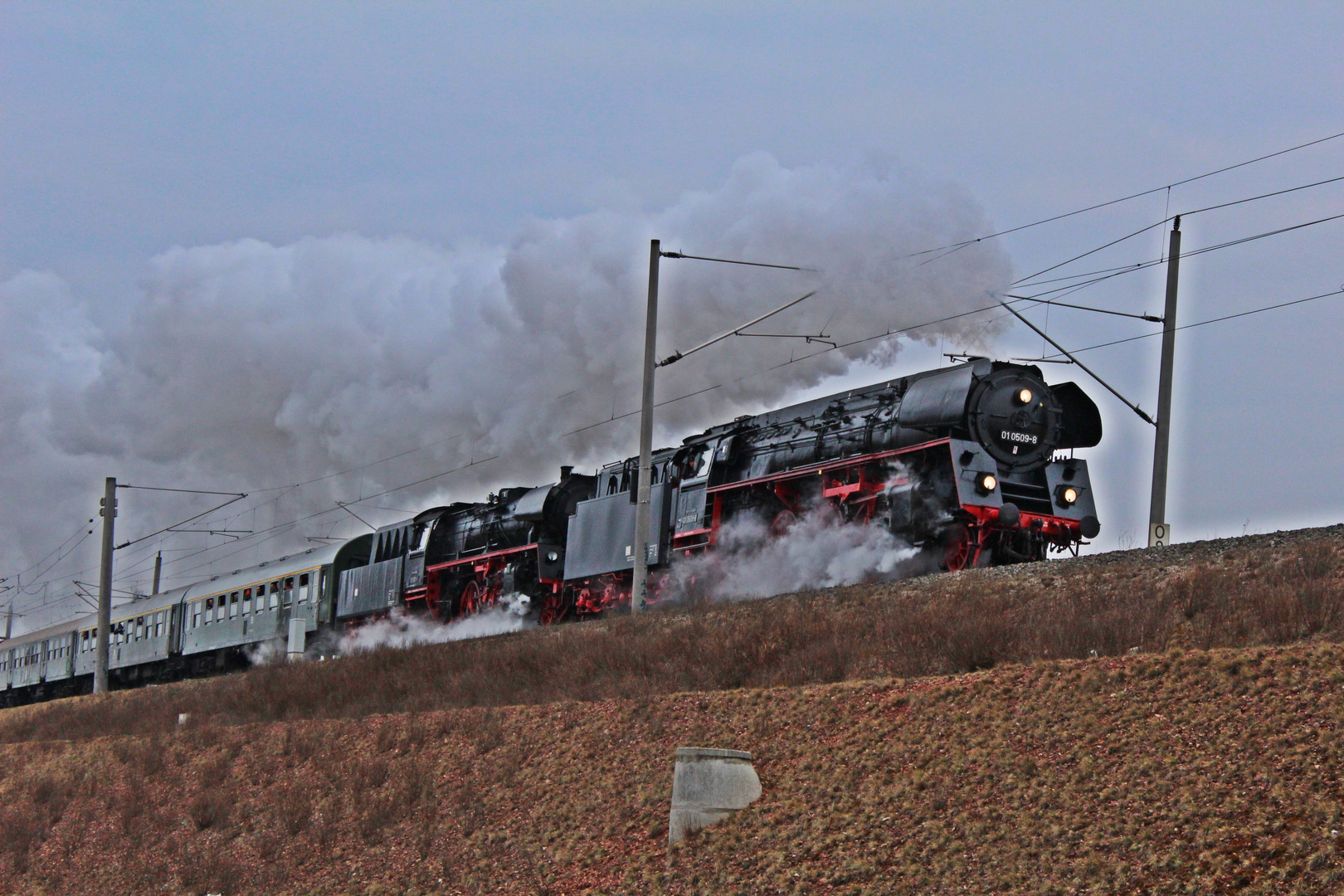 01 0509 und 35 1097 in Chemnitz-Hilbersdorf