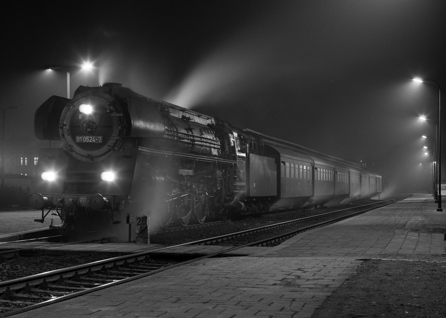 01 0524, Jena-Saalbahnhof, Februar 1980