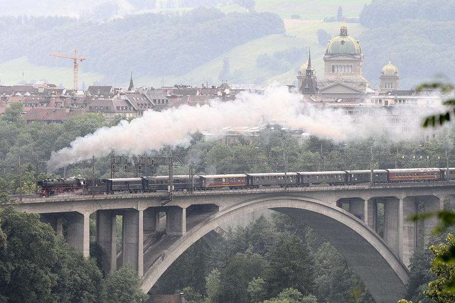 01 202 auf Lorrainebrücke in Bern
