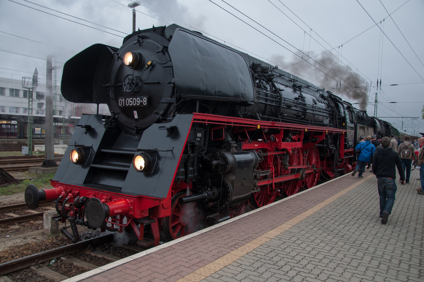 01 509+ 23 1019 + am Zugende 18 201 Abfahrt Cottbus nach Wolsztyn