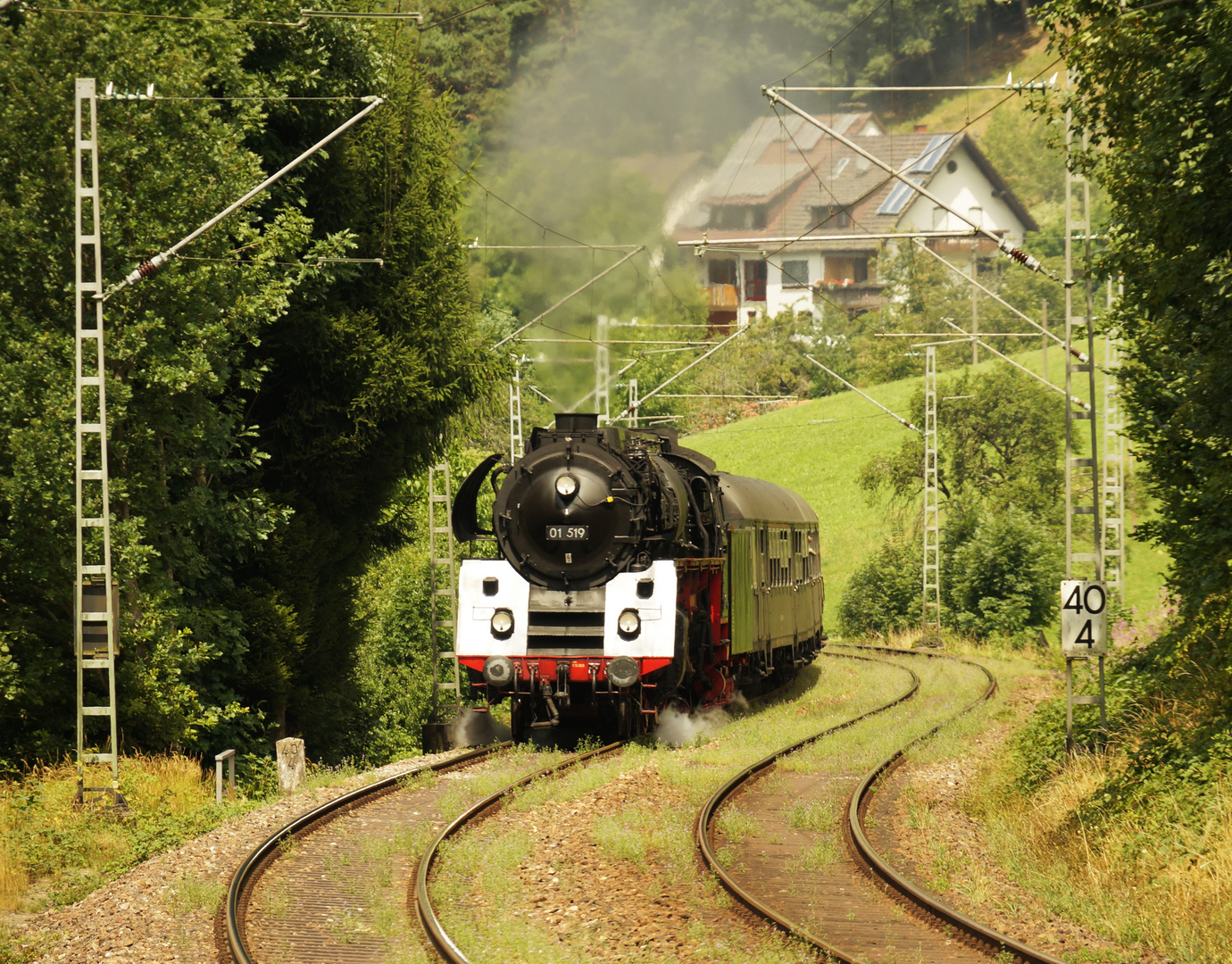 01 519 auf der Schwarzwaldbahn