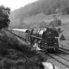 010510 mit Schnellzug auf der Saalebahn 1980