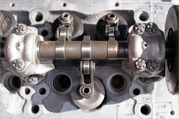 01.10.25 ## Technikdetail anno 1936, 3-Ventil-Zyl.-Kopf, Rollenstössel ##