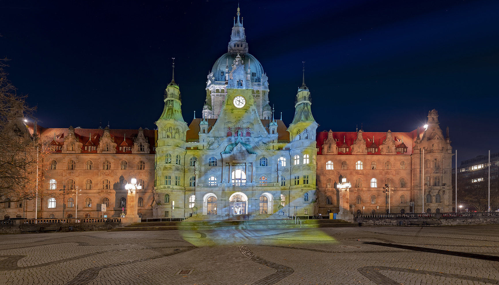 0216T Neues Rathaus Hannover beleuchtet